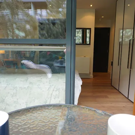 1-bedroom Business Hub Easy Life